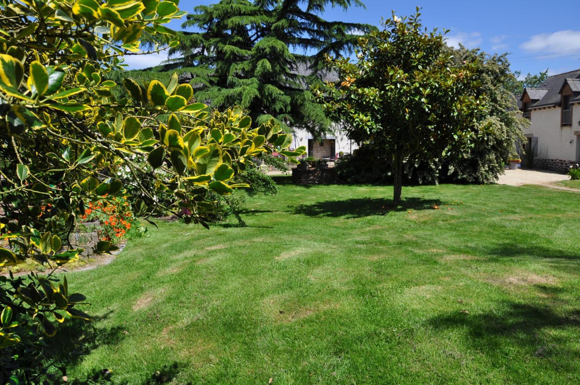 Perrault Gites Loscouet-sur-Meu Exterior foto
